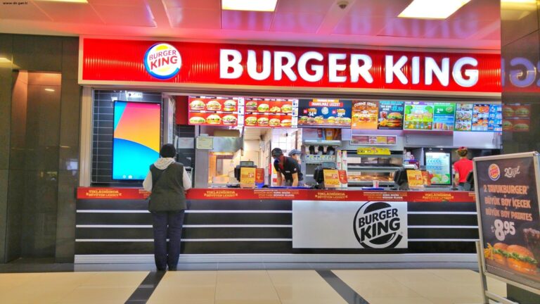 Qozog‘istonda Burger King ommaviy boykotga uchradi
