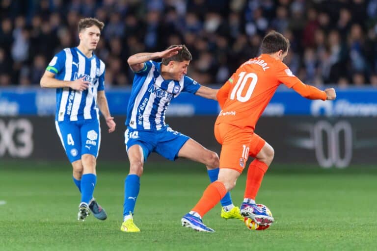 Реал Сосьедад вырвал победу у Алавеса и вышел в полуфинал Кубка Короля