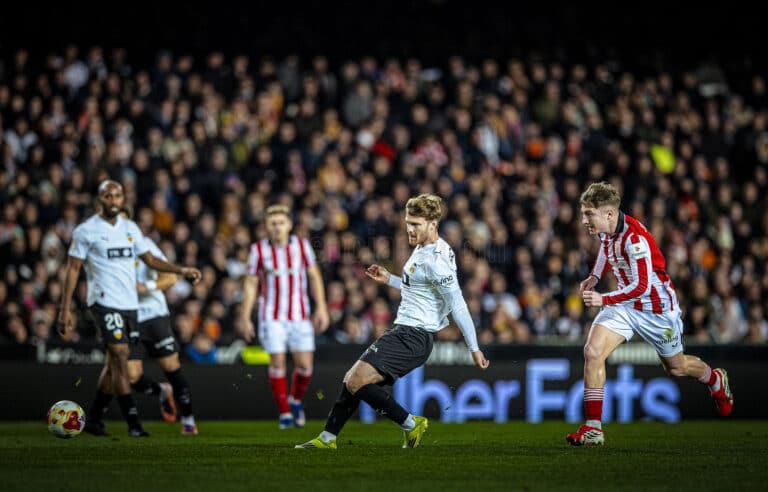 Атлетик Бильбао выбил Валенсию и прошел в полуфинал Кубка Испании