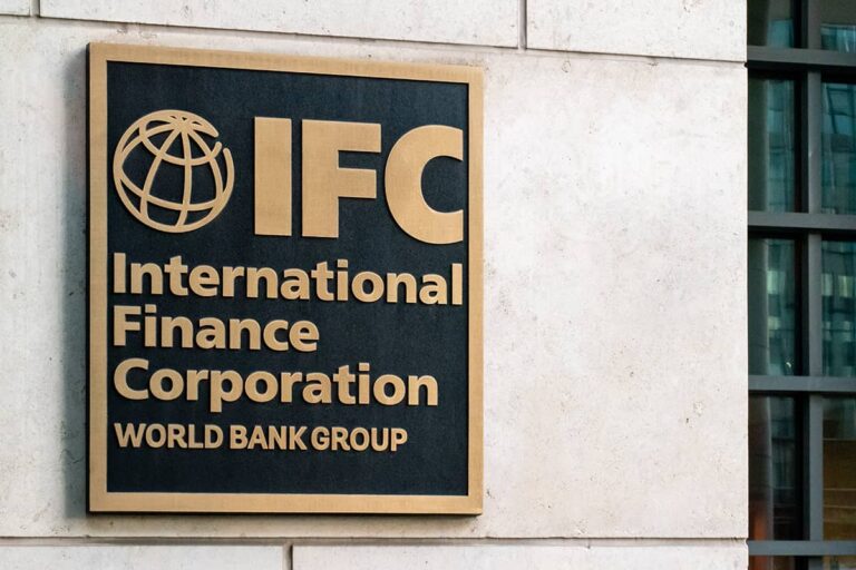 IFC O‘zbekistondagi ilk alyuminiy banka zavodiga $18 mlngacha investitsiya kiritmoqda