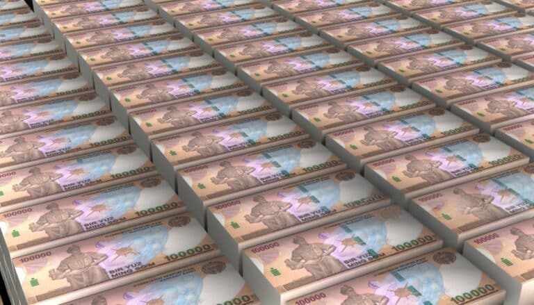 Денежная масса в Узбекистане за год выросла на 37%