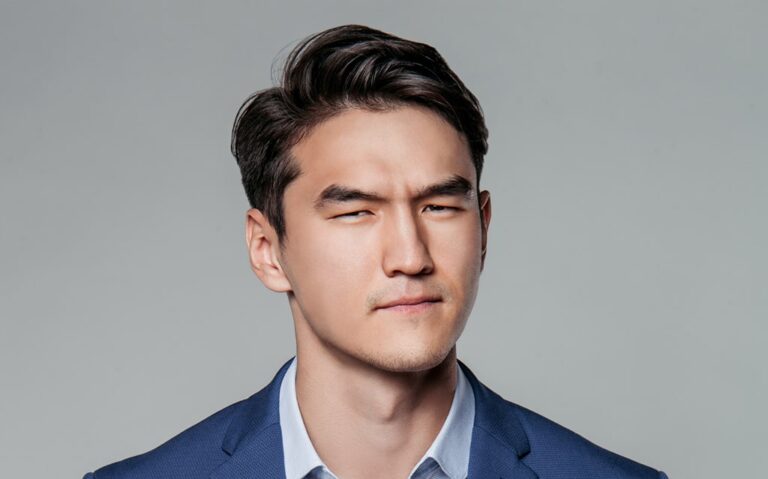 Komik Nurlan Saburovga Rossiyaga kirish 50 yilga taqiqlandi