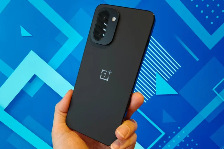 OnePlus 15R smartfoni qanday xususiyatlarga ega