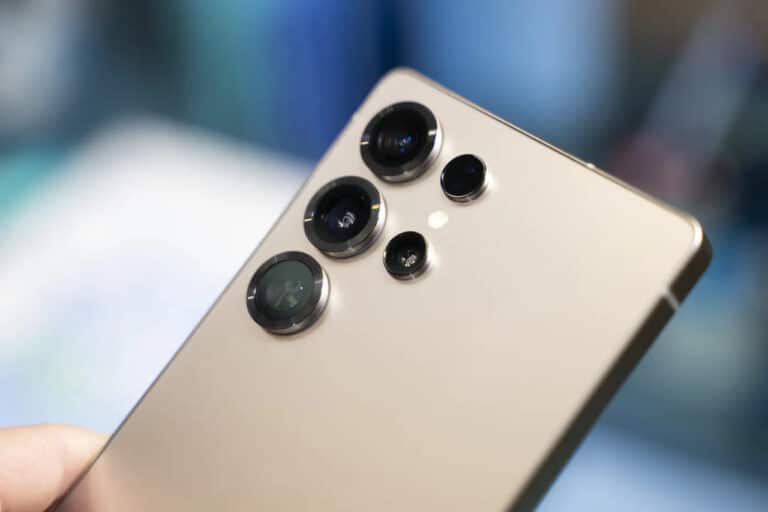 Yangi flagmanlar orasida Samsung Galaxy S26 Ultra’ning qo‘li baland keldi