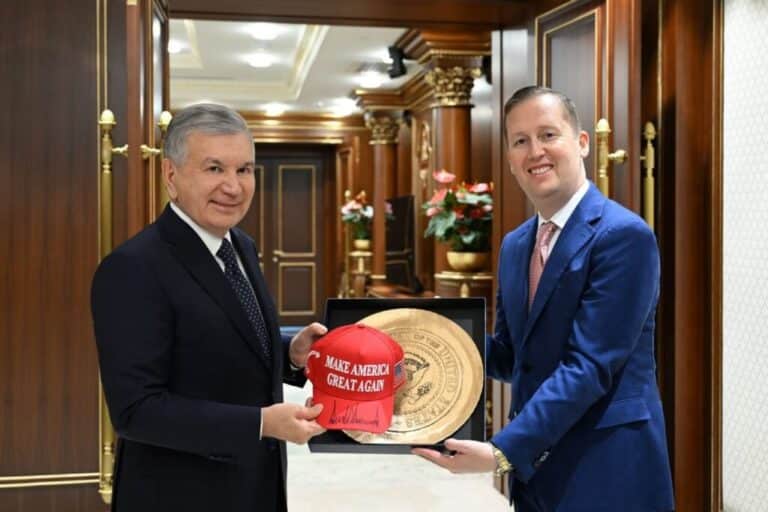 Asli Toshkentda tug‘ilgan AQSh elchisi Qirg‘iziston va O‘zbekistonga tashrif buyuradi