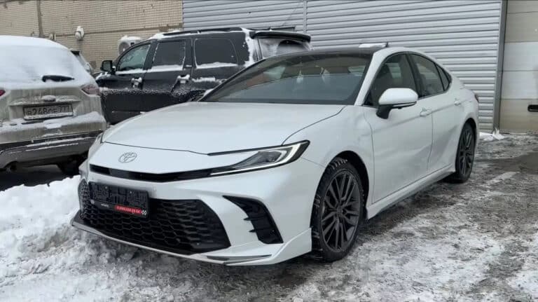 2026-yilgi gibrid Toyota Camry sotib olishga arziydimi