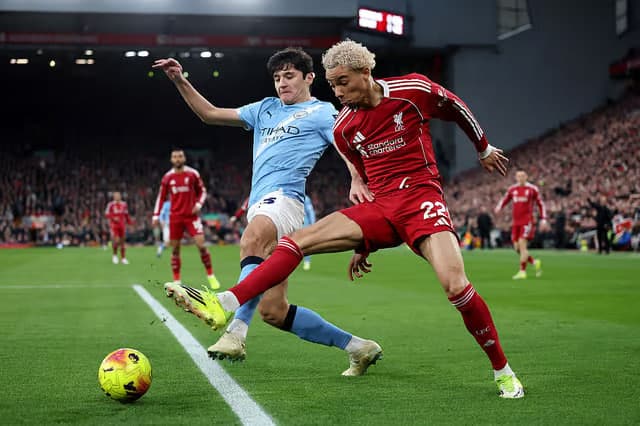 «Manchester Siti» «Liverpul» ustidan irodali g‘alabaga erishdi, Husanov o‘yinni erta yakunladi