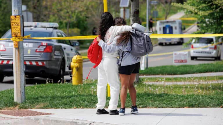 Kanadadagi maktabda sodir bo‘lgan otishmada kamida 10 kishi halok bo‘ldi