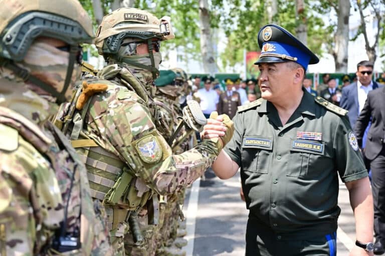 Qamchibek Tashiyev ishdan olinganiga munosabat bildirdi