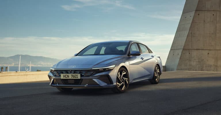 Yangi Hyundai Elantra avtomobili sinovlarga chiqdi