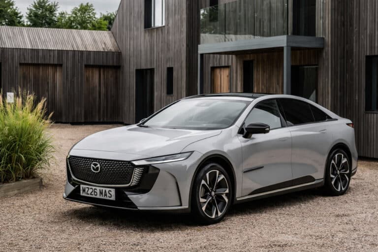 Mazda 6e avtomobili qanday narxda sotiladi: tafsilotlar