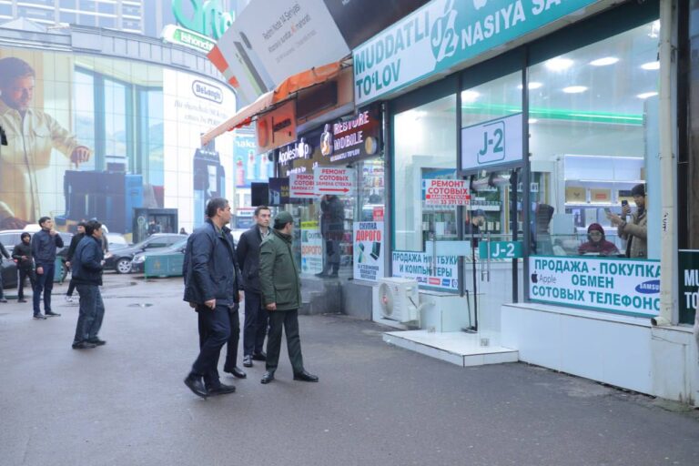 Prezident tanqid qilgan “Malika” bozorida soliq tekshiruvi o‘tkazildi