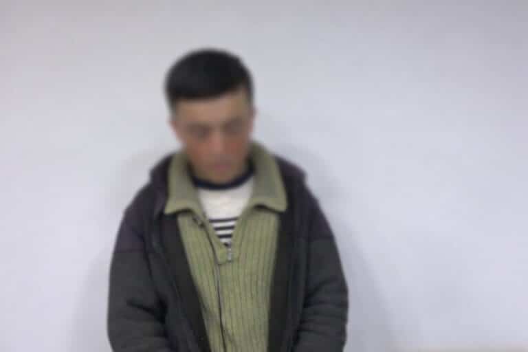 It bolalarining qulog‘ini yulib olgan shaxsga 10 sutka qamoq jazosi berildi