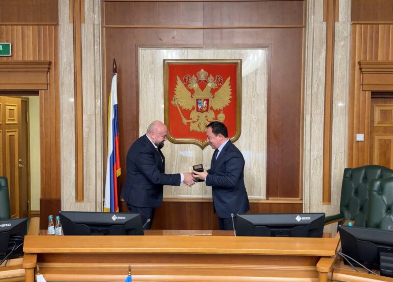 Узбекистан учится у России облагать налогом блогеров — чего ждать, чего бояться?