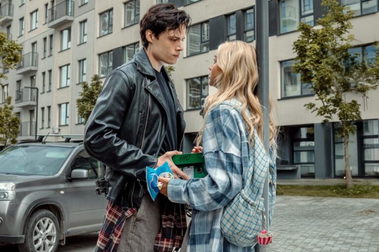 Твое сердце будет разбито: школьная любовь, которая выходит из-под контроля и покоряет экраны