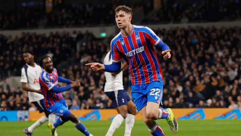 Красная карточка перевернула матч: Кристал Пэлас обыграл Тоттенхэм