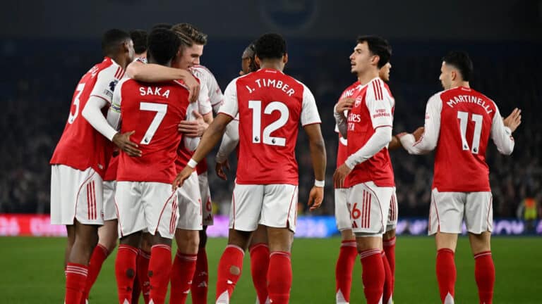 Сака принес победу: Арсенал обыграл Брайтон и укрепил лидерство