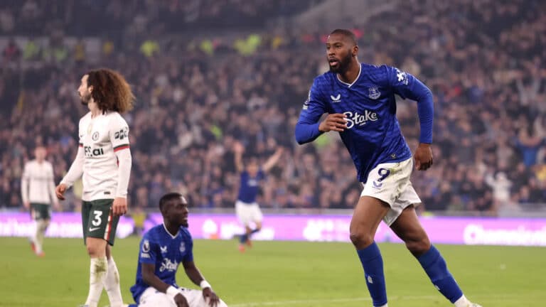 Эвертон оглушил Челси: Бету оформил дубль, а лондонцы развалились после перерыва