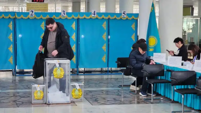 87% Citizens Approve Constitutional Amendments in Kazakhstan