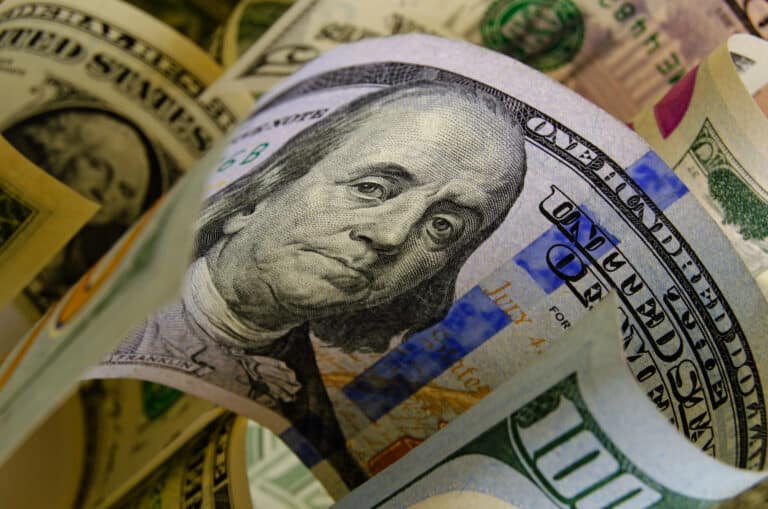 Dollar haftani o‘sish bilan boshlaydi: 30-mart uchun valyutalar kursi e’londi