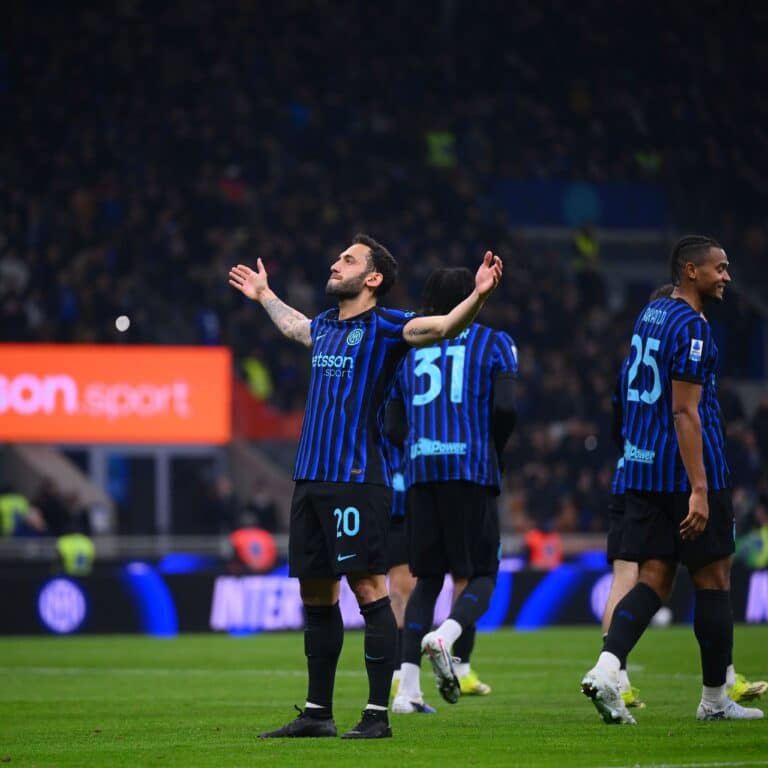 Интер на классе обыграл Дженоа после гола Димарко и пенальти Чалханоглу