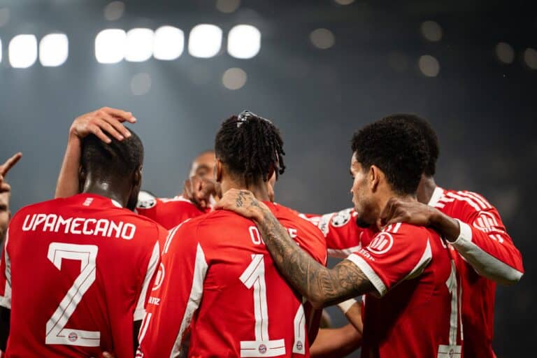 Бавария разгромила Аталанту в первом матче 1/8 финала Лиги чемпионов