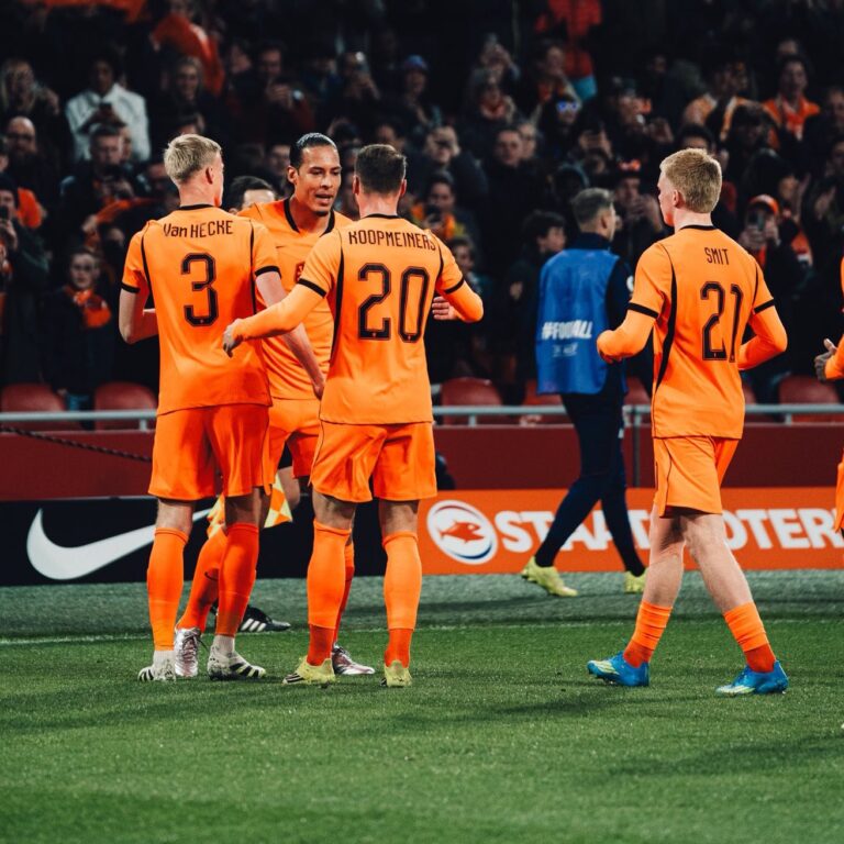 Оранжевый разворот: Нидерланды перевернули матч с Норвегией в Амстердаме