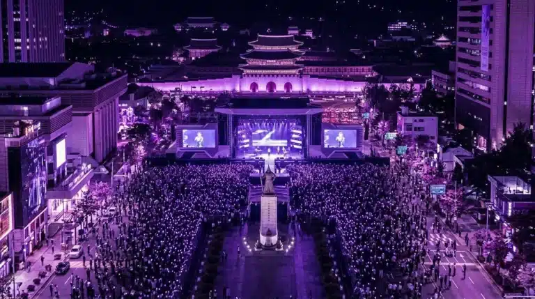 BTS Draw 40,000 Fans to Seoul Comeback Show