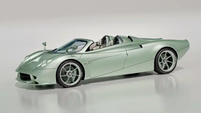 Pagani Huayra Codalunga за 7 млн евро заметили на улицах Ташкента — видео