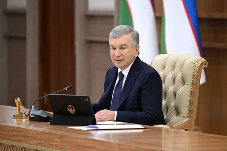Mirziyoyev farmatsevtika sohasiga 1 mlrd dollar investitsiya jalb qilish vazifasini qo‘ydi