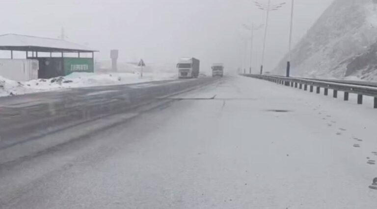 Qamchiq dovonidagi qor qatlami 73 santimetrga yetdi