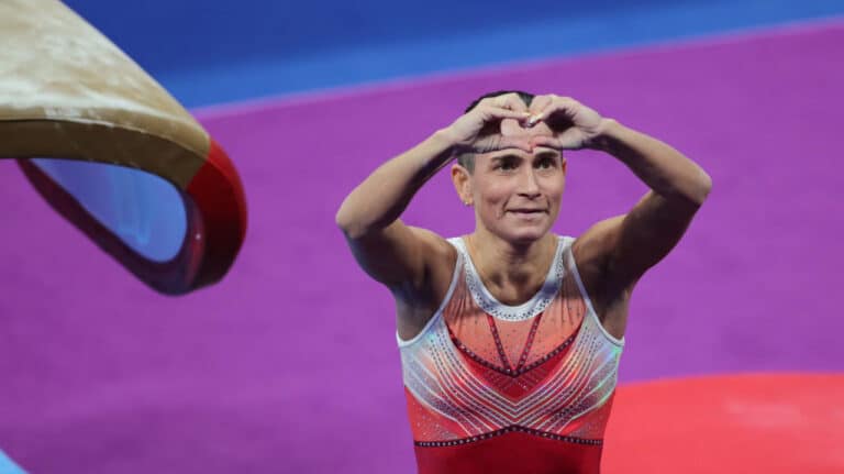 Оксана Чусовитина вышла в финал Кубка мира по спортивной гимнастике