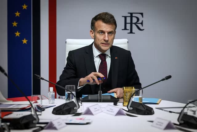Macron Urges Europe to Replace Russian Uranium with Central Asian