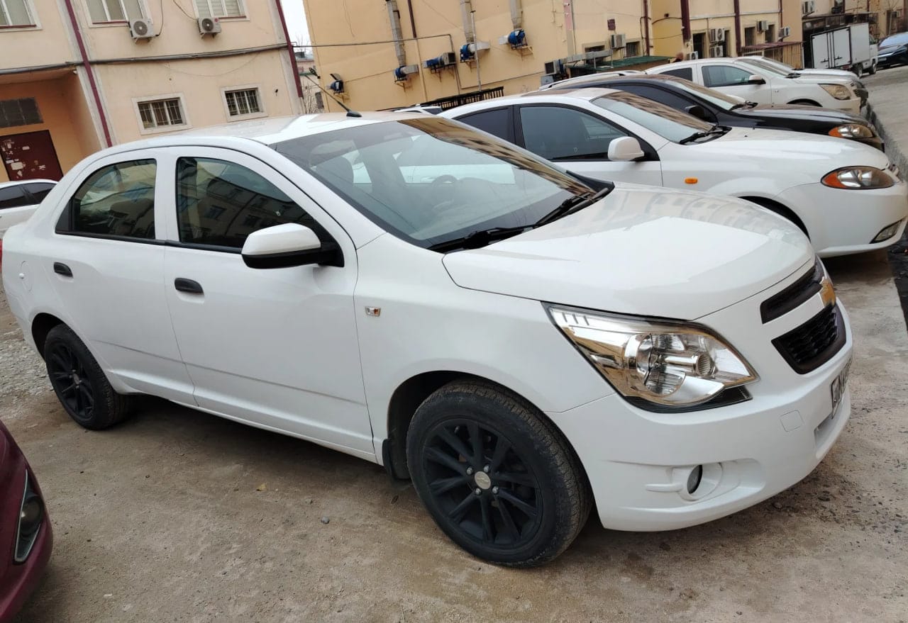 Chevrolet Cobalt avtomobili nega haliyam ommabop