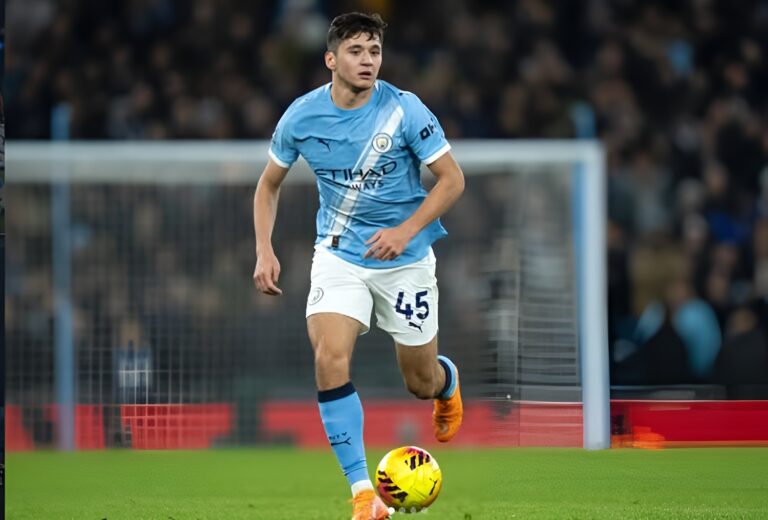 Соцсети: у Абдукодира Хусанова родился сын