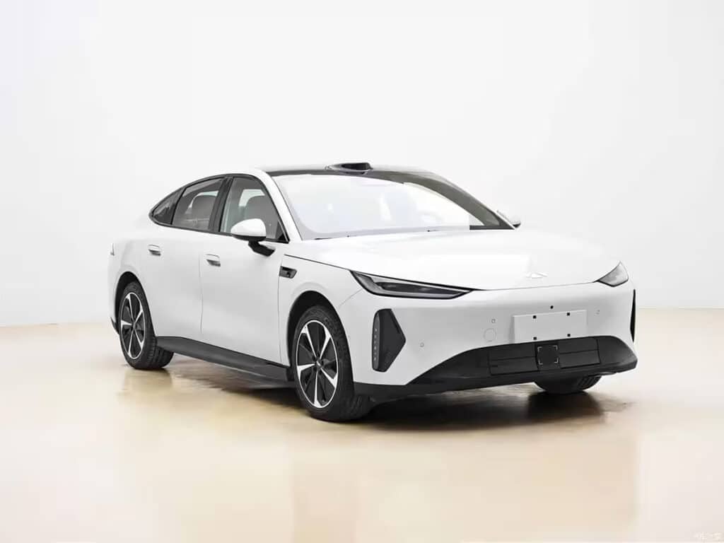 Chery Fulwin A9 sedani lidar va avtopilot bilan chiqadi