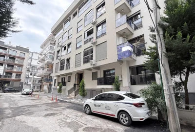 Izmirda o‘zbekistonlik ayol to‘rtinchi qavatdan qulab tushdi