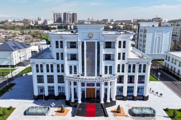 Toshkentda Tojikiston elchixonasining yangi binosi ochildi — foto