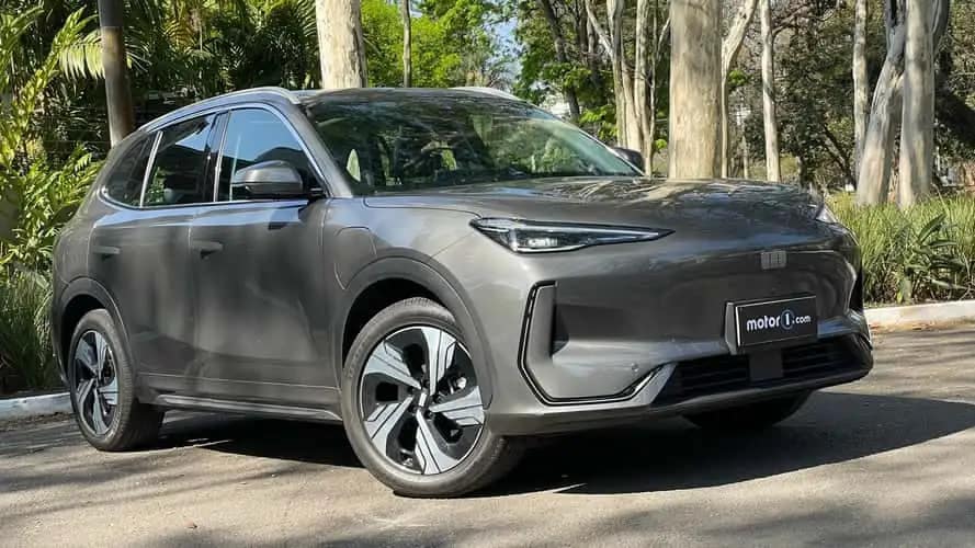 Geely EX5 gibrid avtomobili Braziliyada paydo bo‘ldi