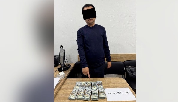 Сотрудник Минвуза попался на взятке в  $100 тыс.