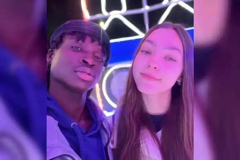 16-летняя студентка из Иркутска родила ребенка от студента из Кот-д’Ивуара: история пары из шоу «Мама в 16»