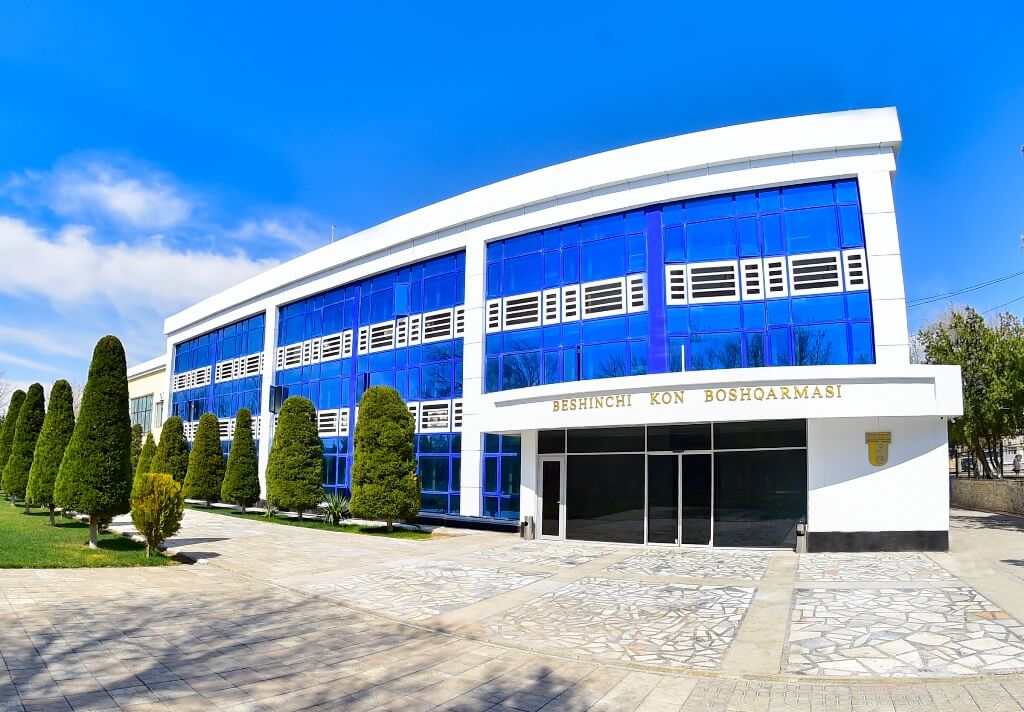 «Навоийуран»