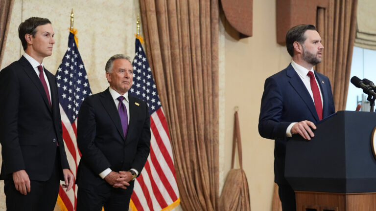 AQSh va Eron o‘rtasidagi tinchlik muzokaralari kelishuvsiz yakunlandi