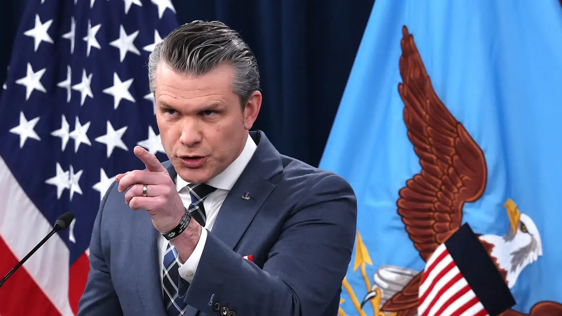 Tarantino at the Pentagon: Hegseth Mistakes "Pulp Fiction" Script for Scripture