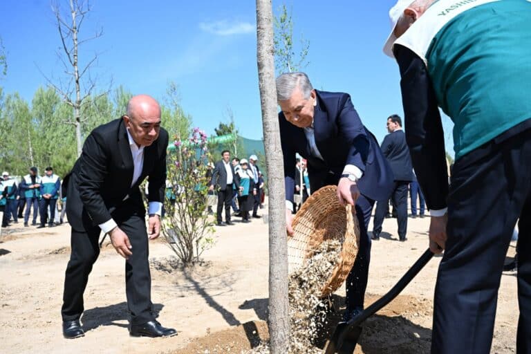 Начало «Яшил макона»: президент дал старт созданию Национального дендрологического парка в Ташкенте