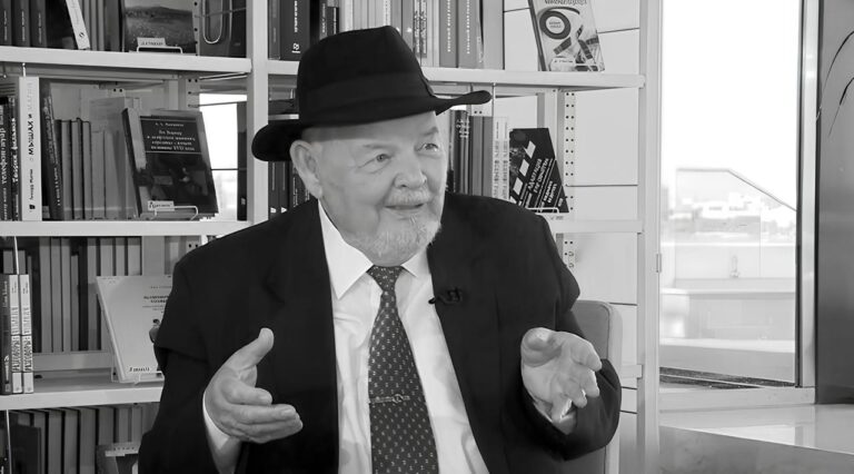 Мирзиёев направил соболезнования в связи с кончиной Рима Гиниятуллина