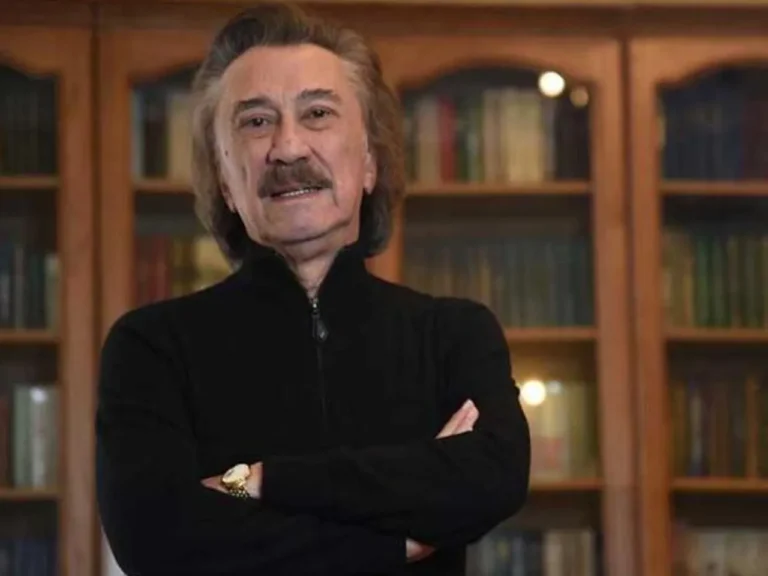 Токаев поздравил Фарруха Закирова с 80-летием