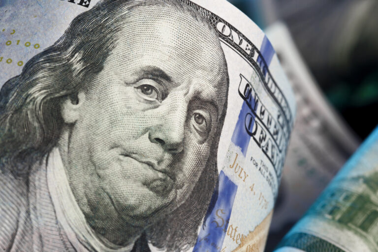 Dollar kursi hafta davomida qanchaga oshdi