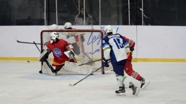 Kyrgyzstan U-18 national ice hockey team Falls to Uzbekistan U-18 national ice hockey team in Asian Cup Match