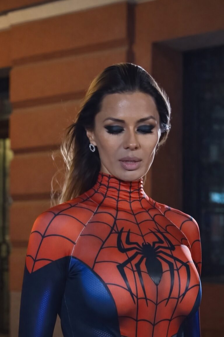 Боня в образе Человека-паука «победила» Соловьева и Милонова в ИИ-ролике